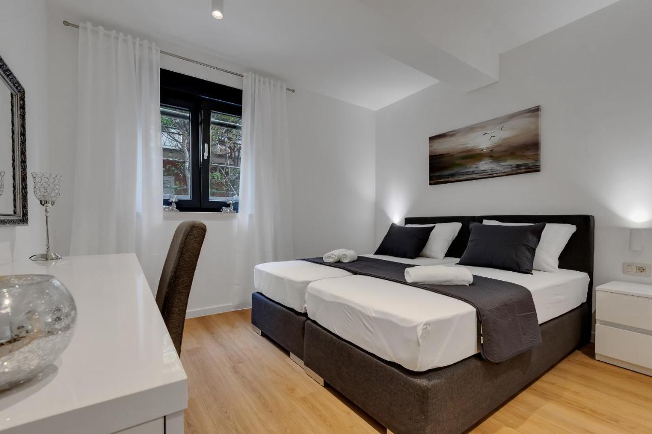 Apartman Elite Makarska Esterno foto